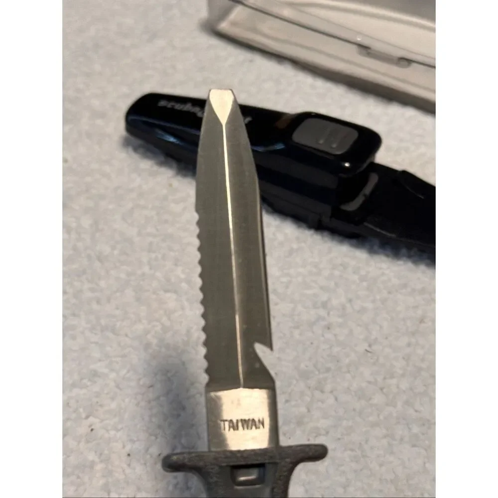 Scuba Quest Blunt Tip Diving Knife With Sheath
